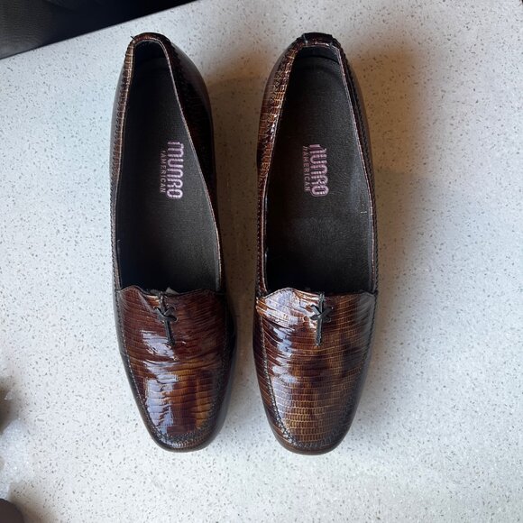 Munro Womens Brown Crocodile Print Loafers 7.5M Slip-On Leather Comfort Casual - Picture 11 of 11